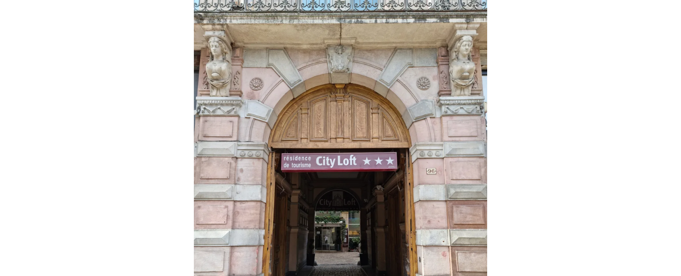 City Loft Dijon - Bannière fiche commerce 1328 x 539 11.08.2025